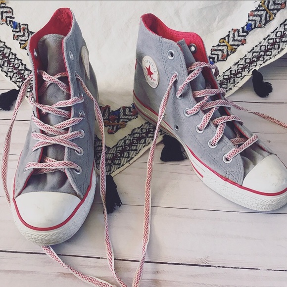 En cualquier momento aburrido claridad Converse Shoes | Gray And Red Velvet And Silk Converse All Stars | Poshmark En cualquier momento aburrido claridad Converse Shoes | Gray And Red Velvet And Silk Converse All Stars | Poshmark